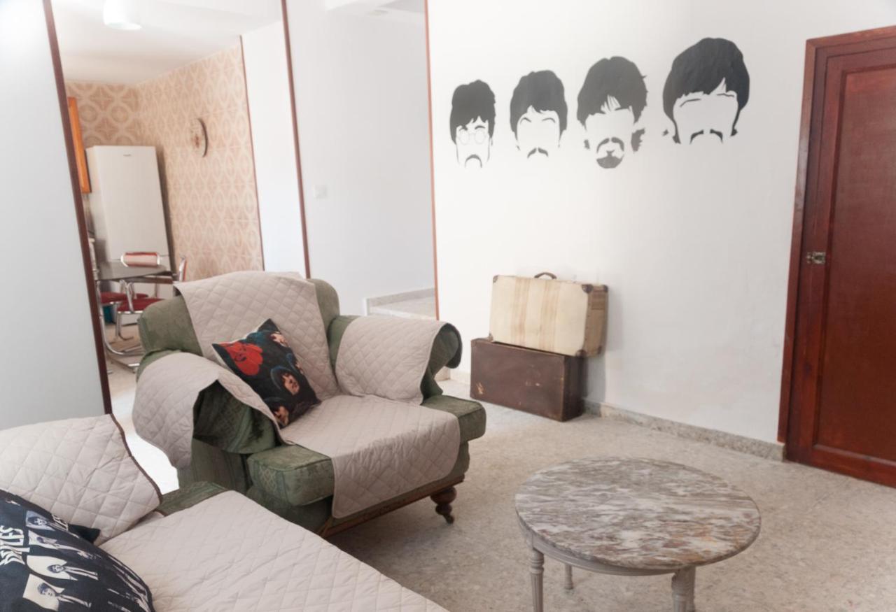 Casa Beatles Del Valle Pinos del Valle Екстер'єр фото