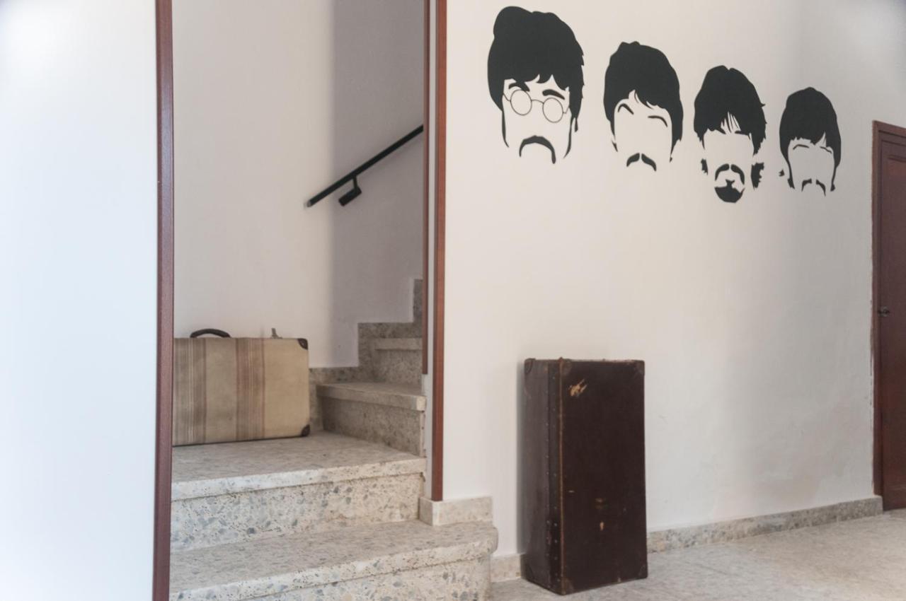 Casa Beatles Del Valle Pinos del Valle Екстер'єр фото